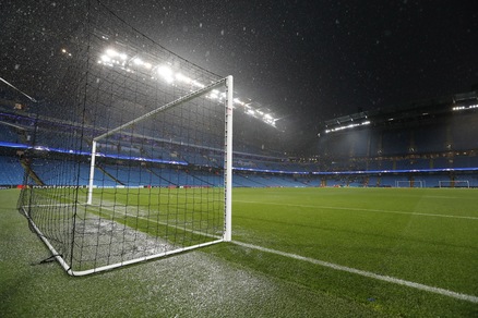 Champions League, diluvio su Manchester: la gara con il Borussia Monchengladbach rinviata