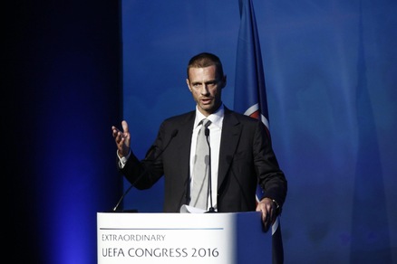 Uefa, Aleksander Ceferin eletto presidente: ha vinto con 42 voti