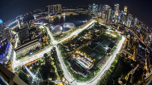 F1, c'è il Gp di Singapore: la Ferrari vuole sognare sotto le stelle