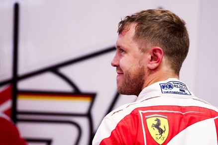 F1 Singapore, Vettel: «Obiettivo prima fila»