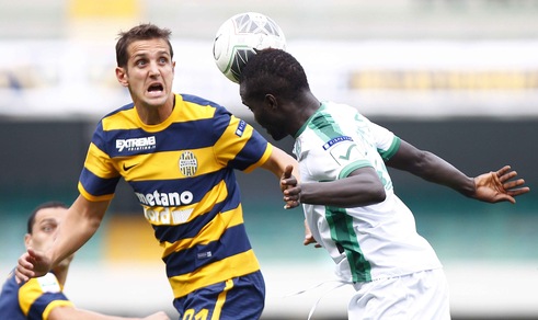 Serie B: Verona-Avellino 3-1, tris degli Scaligeri