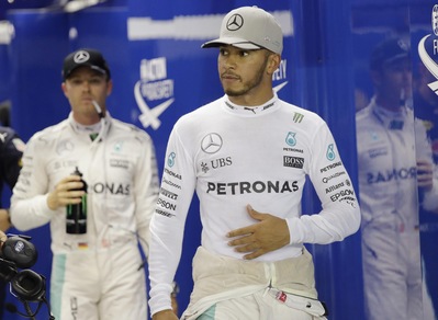 F1 Singapore, Hamilton: «Finora non è stato il mio weekend»