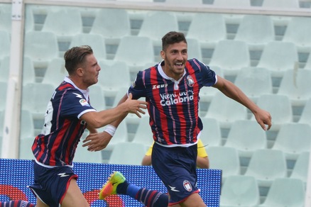 Serie A, Crotone-Atalanta in diretta alle 19. Le formazioni ufficiali