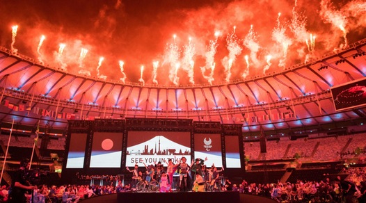 Paralimpiadi, al Maracanà luci e fuochi per la cerimonia di chiusura