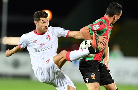 Serie B, Ternana-Bari 0-0: pari senza reti al Liberati