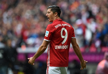 Calciomercato, il Bayern blinda Lewandowski: pronto il rinnovo fino al 2021