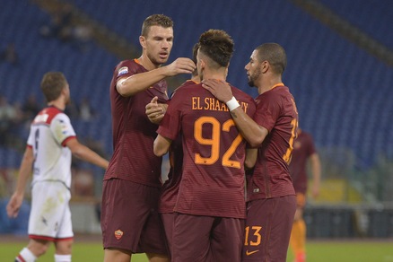 Roma-Crotone 4-0: doppietta Dzeko, spettacolo all'Olimpico!