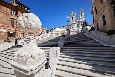 Roma, ecco la scalinata di Trinità dei Monti restaurata