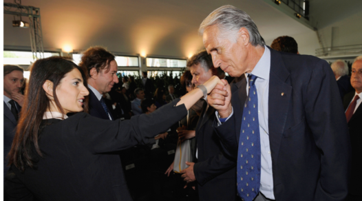 Olimpiadi, Raggi al Coni per Euro 2020: baciamano di Malagò