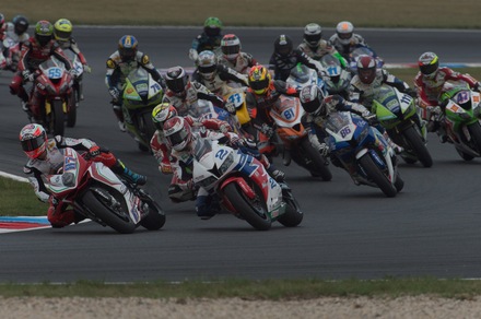 Superbike, Aprilia sigla accordo con team Milwaukee