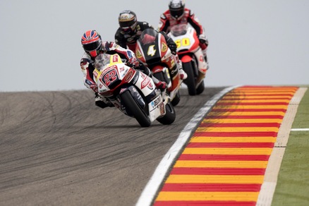 Moto2, Aragon: Lowes si prende la pole