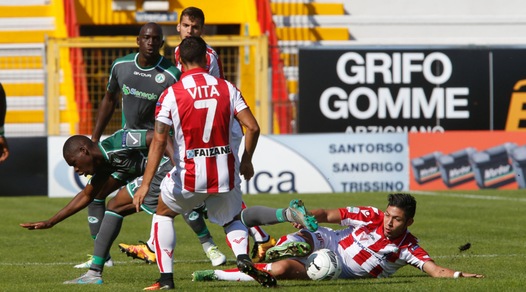 Serie B, Vicenza-Avellino 0-0: solo un pari
