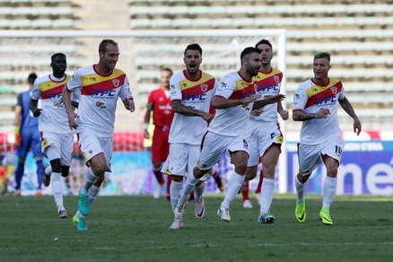 Serie B, Benevento show a Bari. Vince la Salernitana