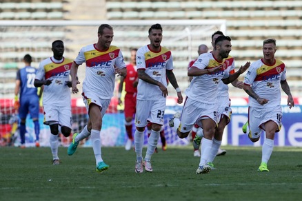 Serie B, Bari-Benevento 0-4: che poker i giallorossi!