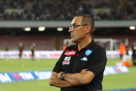 De Laurentiis-Sarri: i tifosi del Napoli si schierano con il tecnico