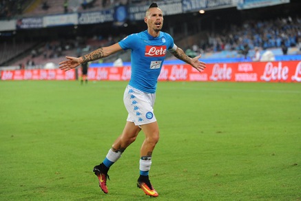 Napoli-Chievo 2-0: Gabbiadini si sblocca, Hamsik 100 in azzurro