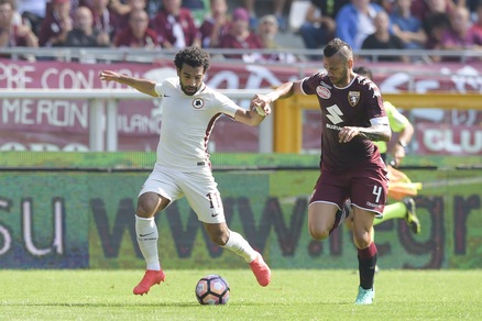 Serie A: Roma, in quota secondo posto lontano