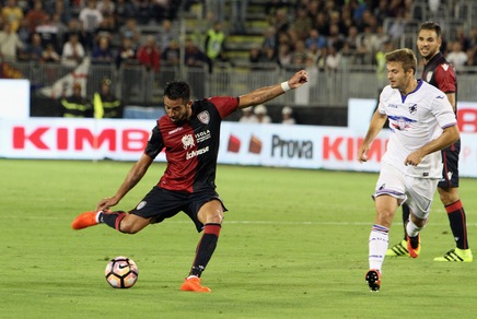 Serie A Cagliari, dubbio Isla. C'è Munari che si scalda