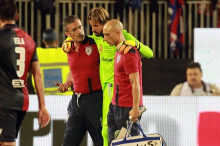 Serie A Cagliari, Storari operato: in dubbio per la Lazio