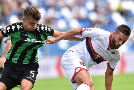 Serie A Genoa, fermo Ocampos. Differenziato Pavoletti