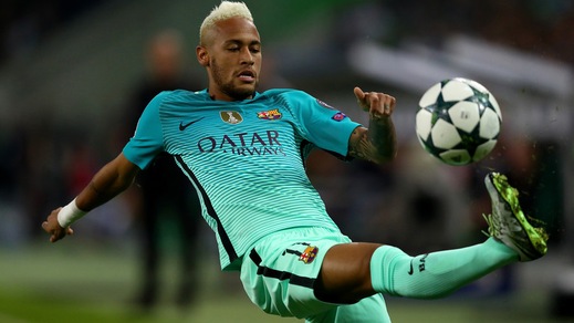 Borussia Monchengladbach-Barcellona 1-2: Turan-Pique a segno