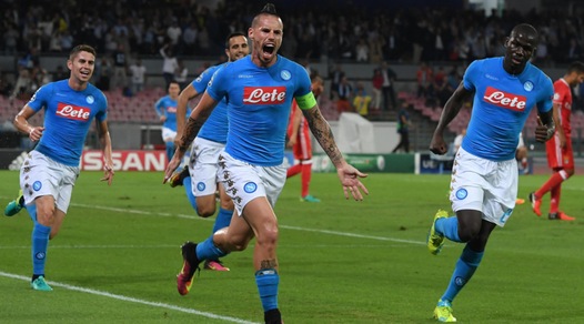 Champions, che show il Napoli: quota dimezzata nelle scommesse sul vincente