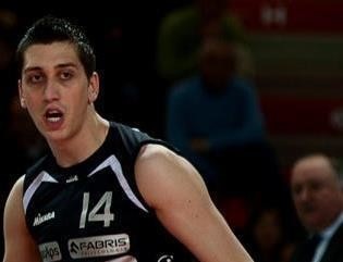 Volley: A2 Maschile, a Reggio Emilia  arriva  il centrale Luka Suljagic