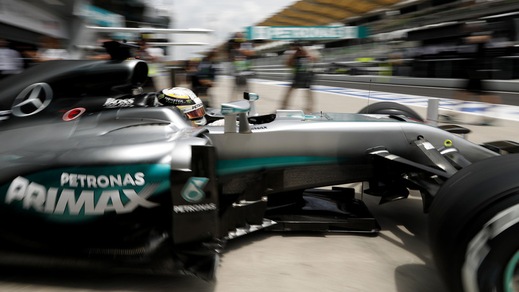 F1 Malesia: a Hamilton le terze libere, Vettel quinto