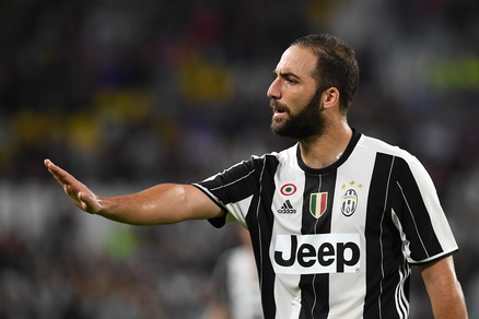 Serie A, il Napoli ha segnato più della Juventus, nonostante Higuain