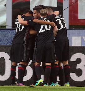 Serie A, Milan-Sassuolo 4-3. Apre Bonaventura, chiude Paletta in rimonta