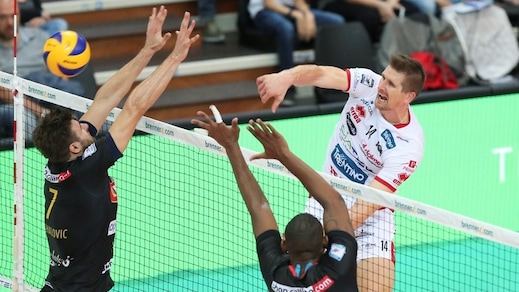 Volley: Superlega, le grandi partono col piede giusto