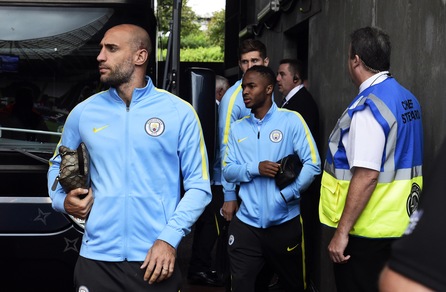 Manchester City, Zabaleta: «Con Guardiola wifi vietato»