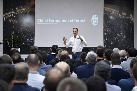 Juventus, al via con Allegri la formazione per i tecnici bianconeri