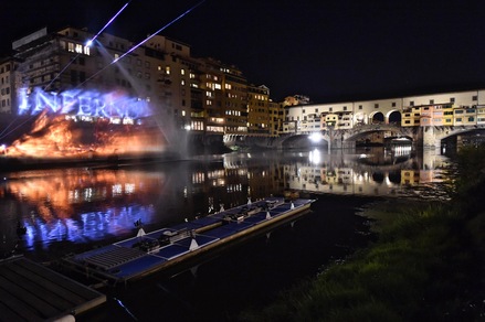 Firenze, in attesa della sfida con l'Atalanta presentazione show di "Inferno"