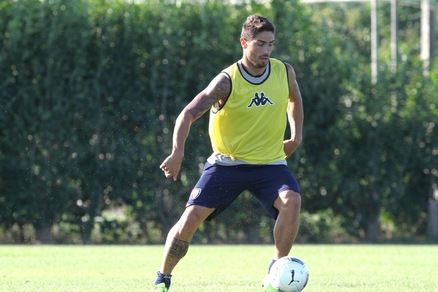 Serie A Cagliari, Capuano out: trauma all'anca destra