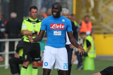 Calciomercato, l'agente di Koulibaly: «Può restare al Napoli a vita»