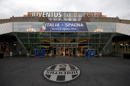 Italia-Spagna, lo Stadium si tinge d'azzurro