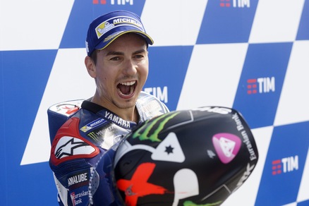Lorenzo sulla Mercedes di Hamilton: «Un sogno che si avvera»