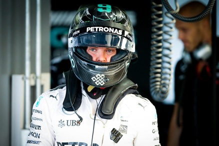 F1, Giappone: pole a Rosberg, Raikkonen terzo