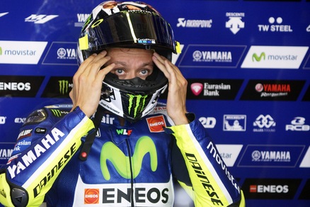MotoGp, Rossi si allena a Misano prima della “tripla”