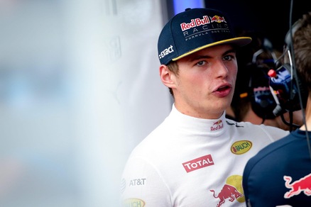 F1, Verstappen: «Domani saremo tutti più vicini»