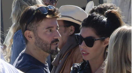 Bianca Atzei e Max Biaggi: quante tenerezze al "Tennis and Friends"