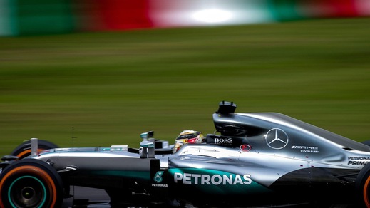 F1, Giappone: Mercedes protesta contro manovra Verstappen