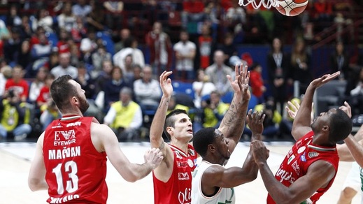 McLean regola Avellino, Milano vince ancora