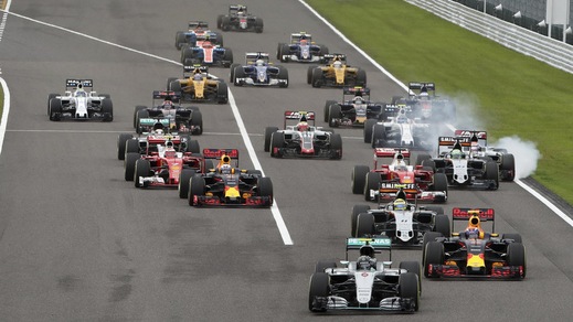 F1, Giappone: Mercedes ritira protesta contro Verstappen