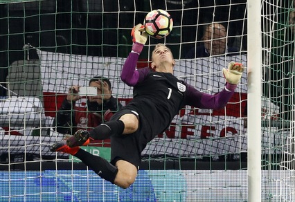 Slovenia-Inghilterra 0-0, Hart decisivo