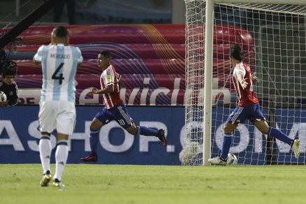 L'Argentina crolla in casa contro il Paraguay
