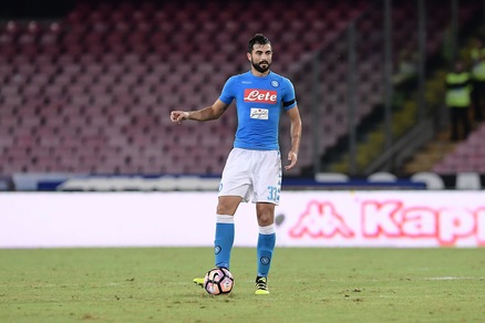 Serie A Napoli, ritorna Albiol. Gabbiadini non convocato