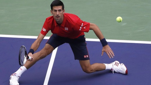 Shanghai, Djokovic trema ma va in semifinale