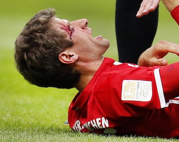 Bundesliga Bayern Monaco: Thomas Mueller, che taglio!